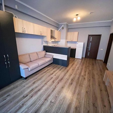 צ'יסינאו Sky House Central Apartment מראה חיצוני תמונה
