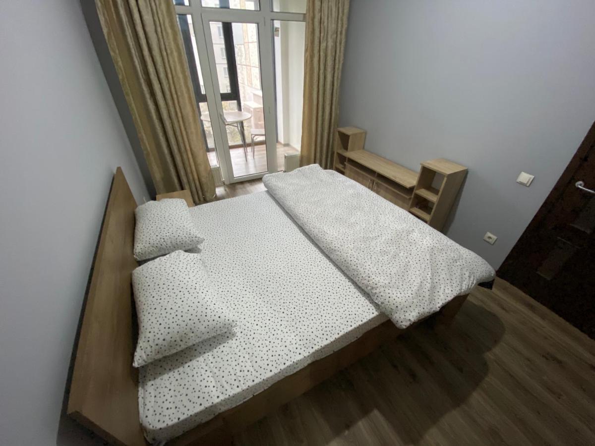 צ'יסינאו Sky House Central Apartment מראה חיצוני תמונה