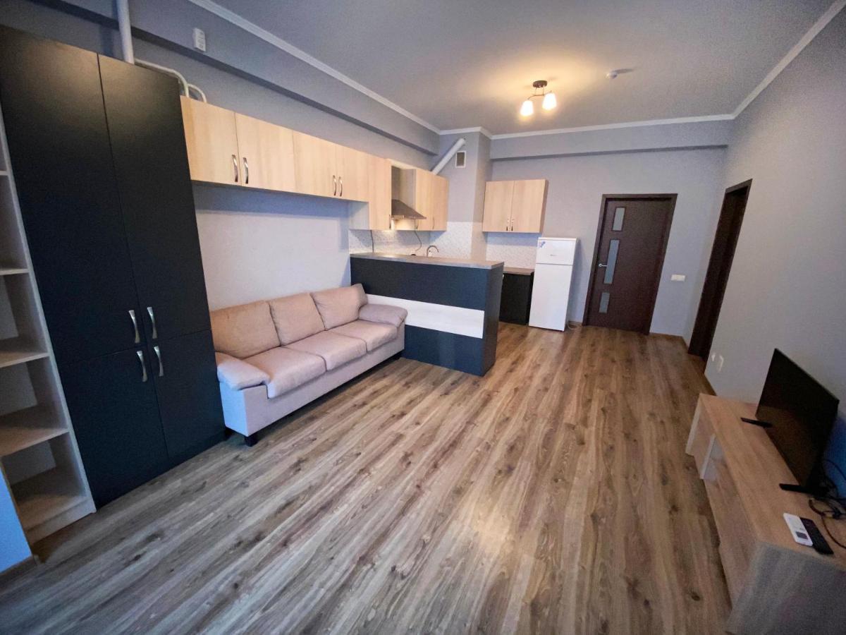 צ'יסינאו Sky House Central Apartment מראה חיצוני תמונה